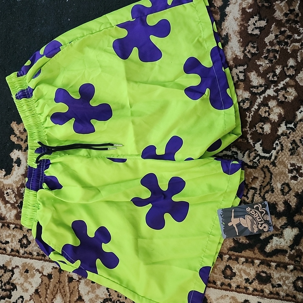 Men's "Under The Sea" Vibrant Green & Purple Patterned SwimShorts;Size: Medium